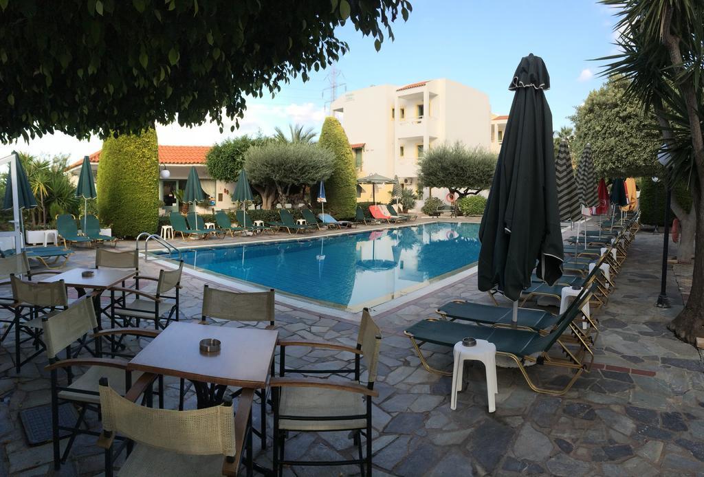 Nikolas Villas Appartments Hersonissos  Exterior photo