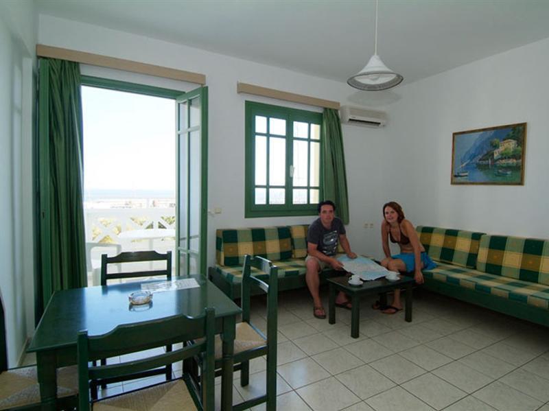 Nikolas Villas Appartments Hersonissos  Exterior photo