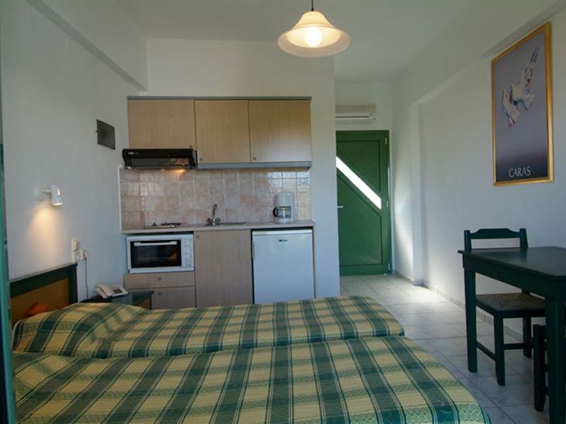 Nikolas Villas Appartments Hersonissos  Exterior photo
